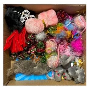 Over 500 cat toy lot collection new items kitten toys mice balls teaser sacks sp